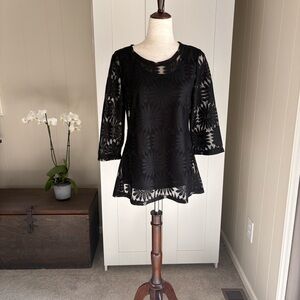 Kate & Henry Black Lace Women's Top Sz S NWOT
